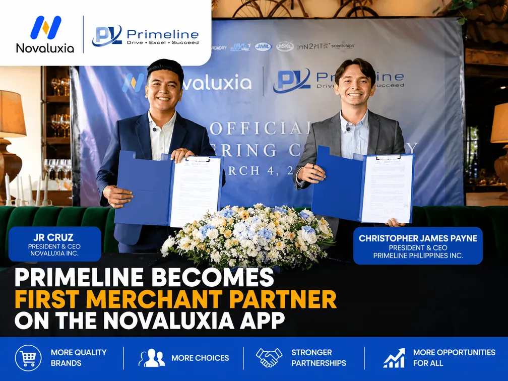 Two executives holding signed folders at the Novaluxia and Primeline first merchant partner signing